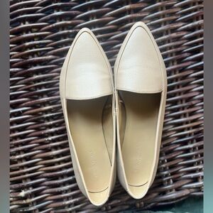 Banana Republic Tan Pointed Flat